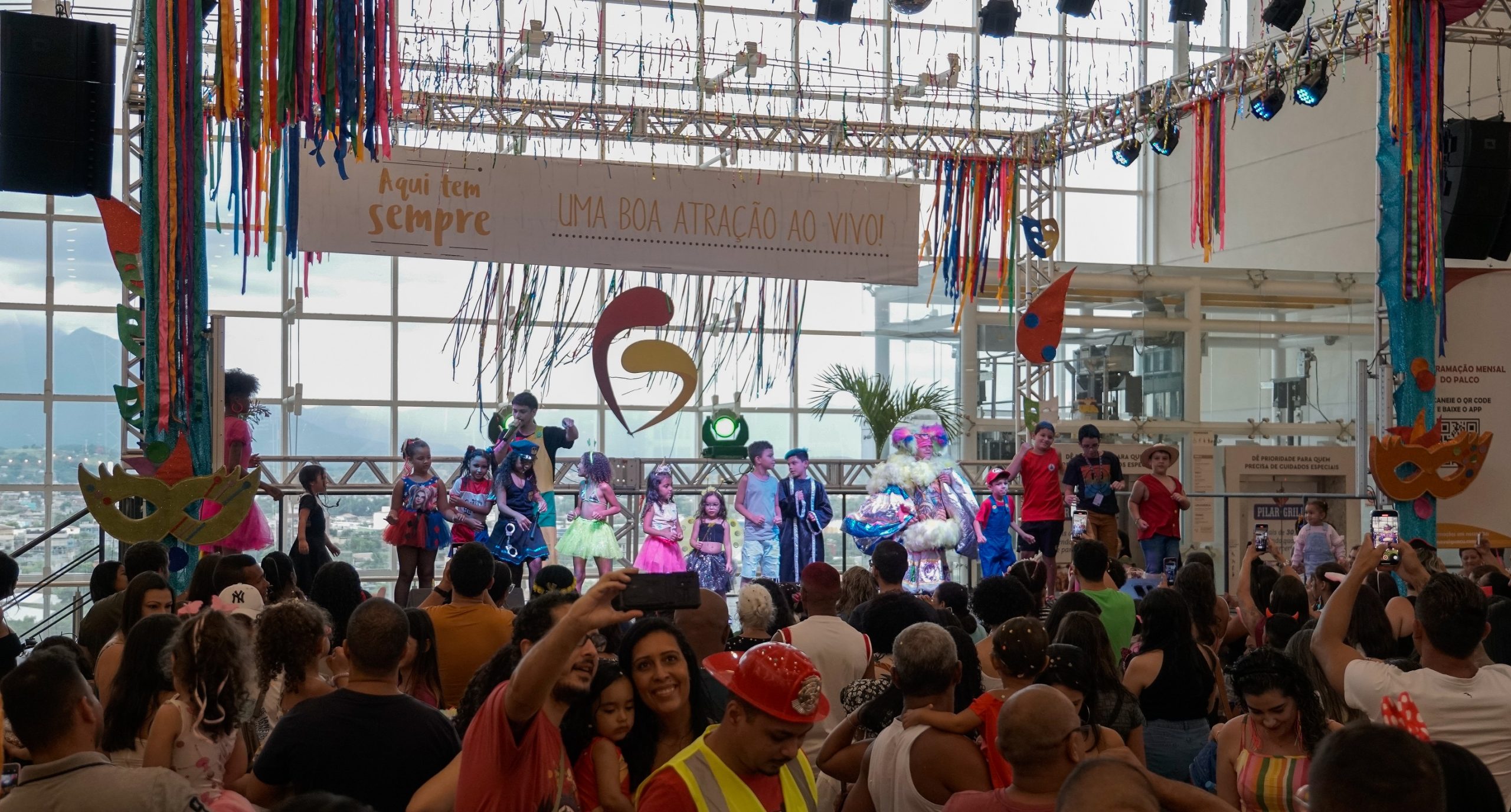 Shopping Nova Iguaçu promove programação especial de Carnaval