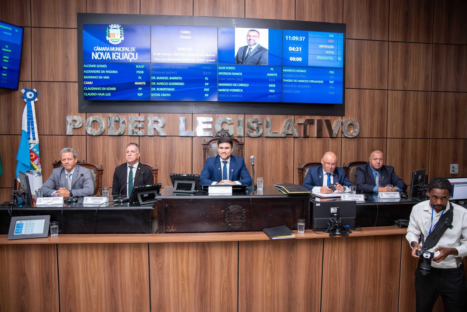 Fornecimento de água e segurança pública dominam debates na Câmara de Nova Iguaçu